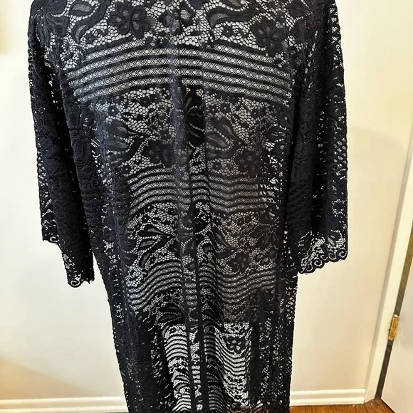 Ginger G Black Lace Overlay - Picture 4 of 4